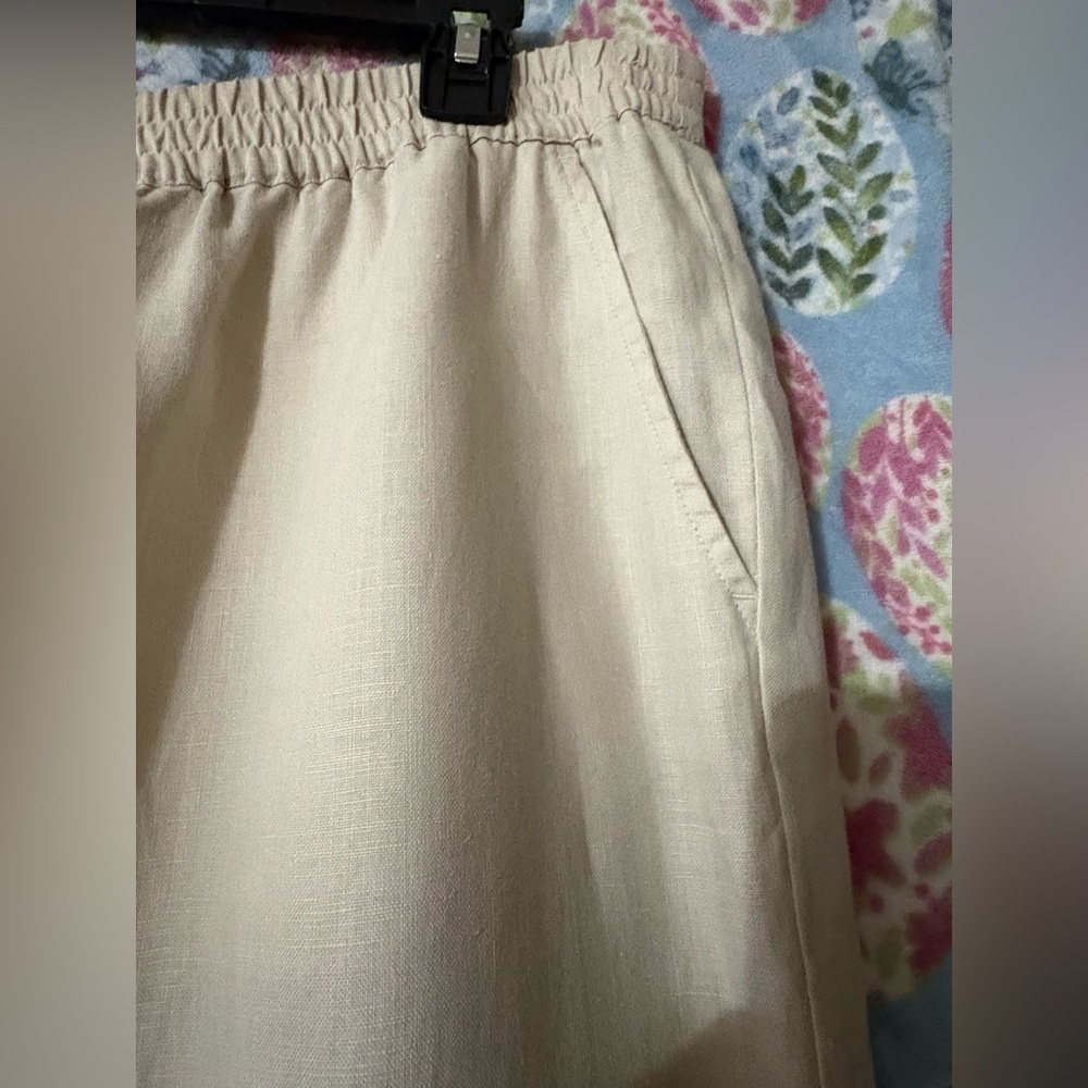 Crown & Ivy Linen Tiered Boho Hippie Pants Size 10 - Picture 4 of 6